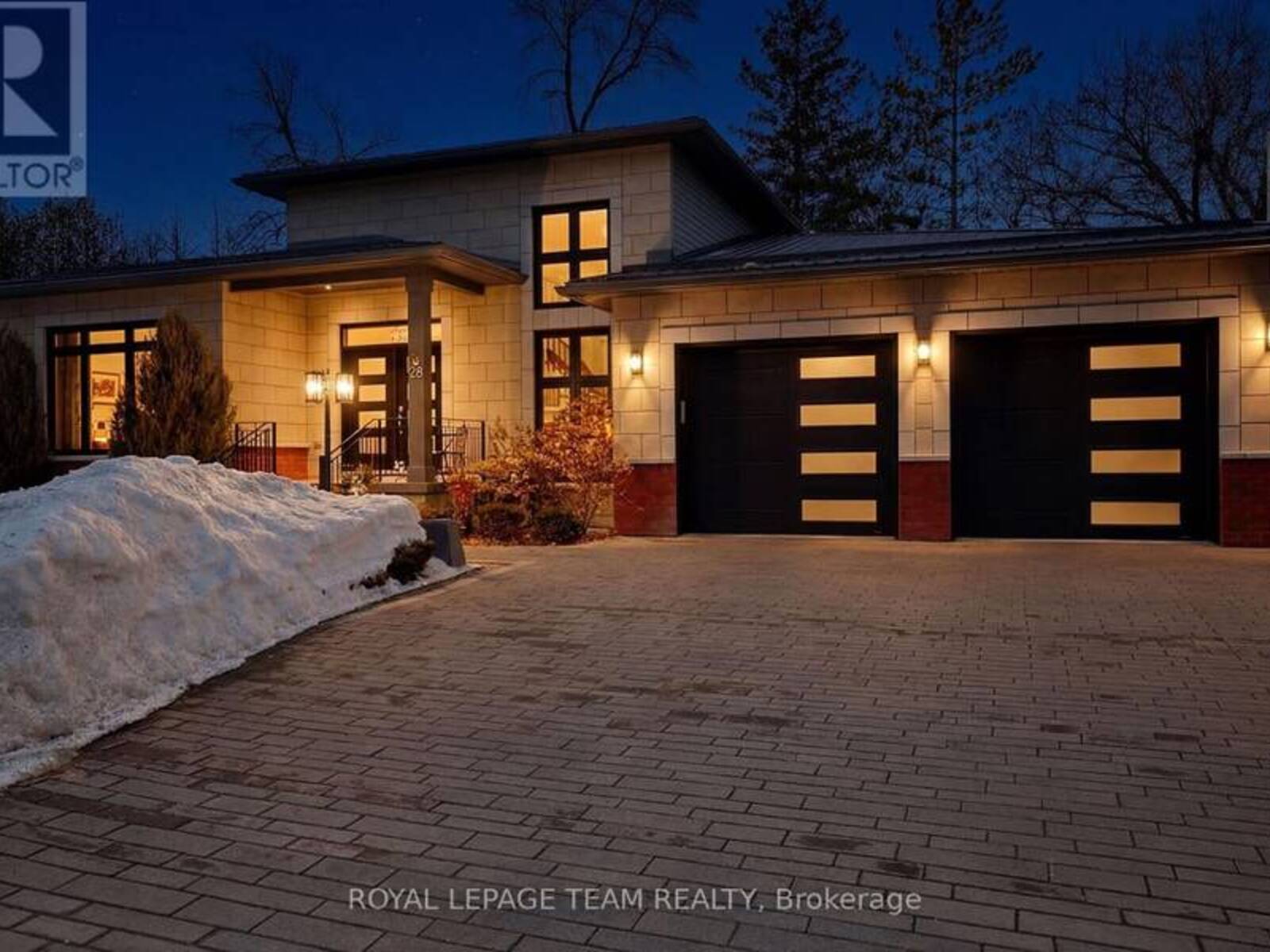 28 GEORGE STREET, Westport, Ontario K0G 1X0