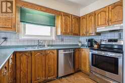 74 COLONEL BY CRESCENT | Smiths Falls Ontario | Slide Image Fifteen