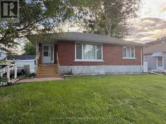 316 LAFONTAINE AVENUE Ottawa Ontario, K1L 6X2