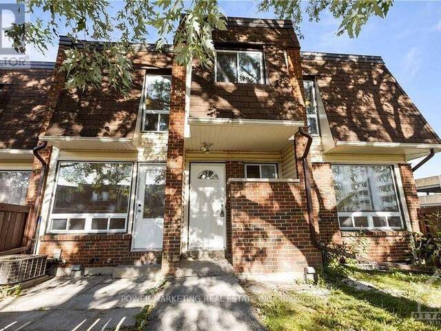 41 - 2939 FAIRLEA CRESCENT Ottawa Ontario, K1V 9A5 - 4 Bedrooms Condo For Sale
