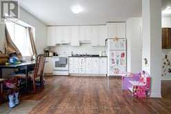 309 CYR AVENUE | Ottawa Ontario | Slide Image Nine