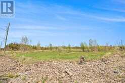 7 MCDONELL CRESCENT | Ottawa Ontario | Slide Image Nine