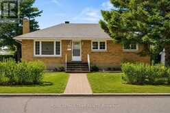 41 CAPILANO DRIVE | Ottawa Ontario | Slide Image One