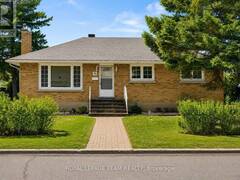 41 CAPILANO DRIVE Ottawa Ontario, K2E 6G3
