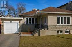 211 COLUMBUS AVENUE | Ottawa Ontario | Slide Image One