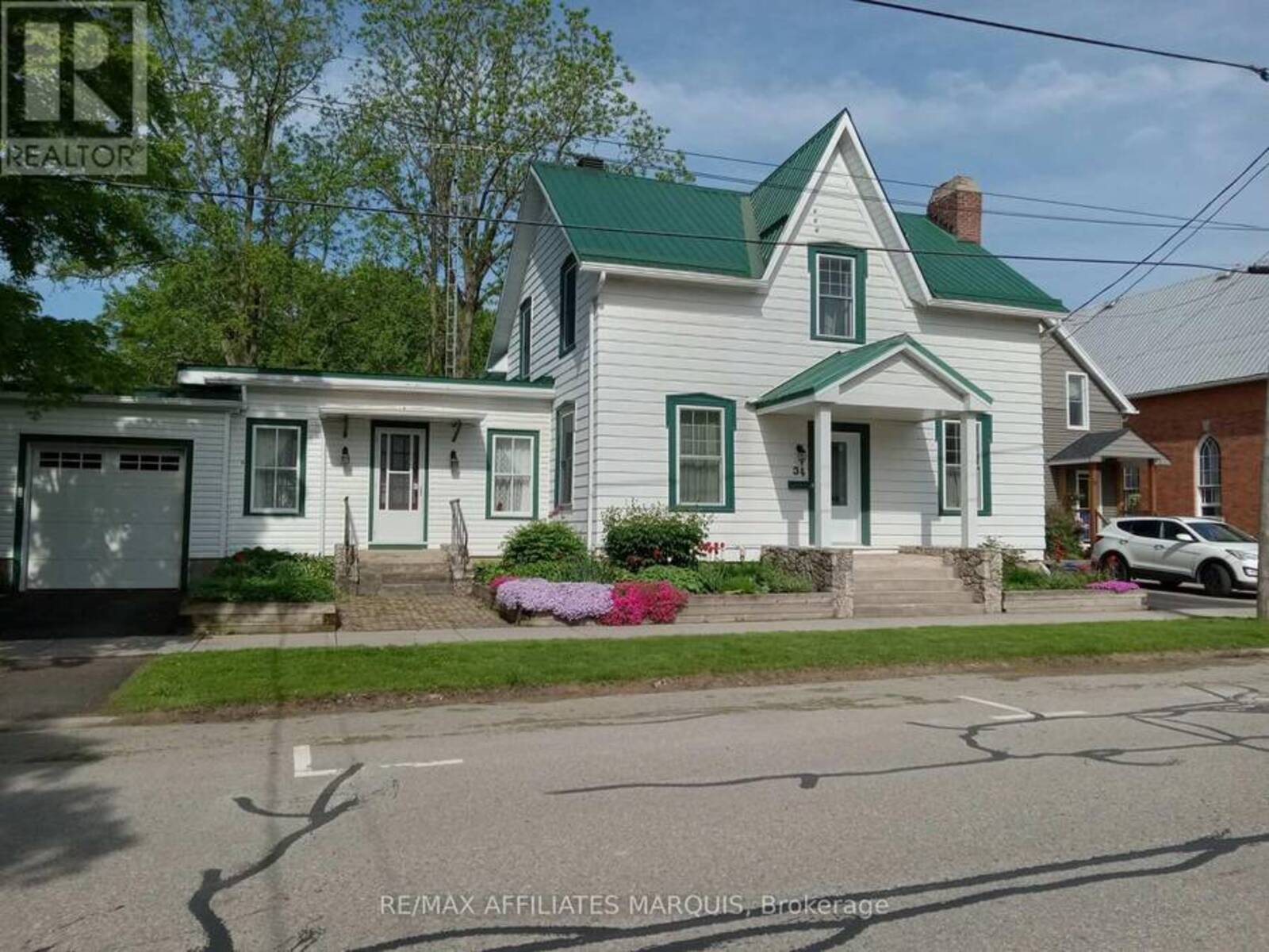 34 CHURCH STREET, Westport, Ontario K0G 1X0
