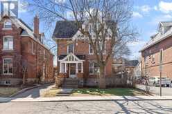 84 FOURTH AVENUE | Ottawa Ontario | Slide Image One