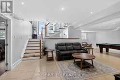 6715 SUNCREST DRIVE | Ottawa Ontario | Slide Image Forty