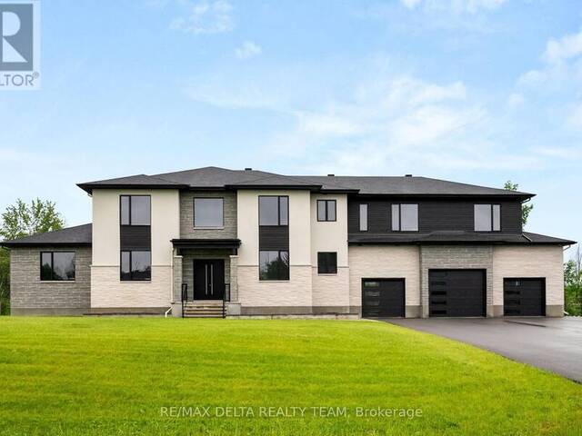 663 BALLYCASTLE CRESCENT Ottawa Ontario, K1X 0A3 - 5 Bedrooms Home For Sale