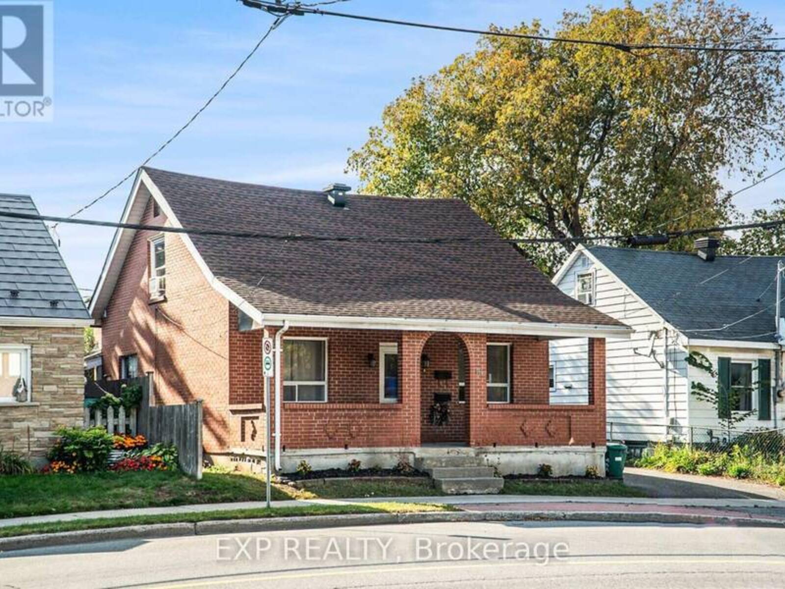 566 KIRKWOOD AVENUE, Ottawa, Ontario K1Z 5X4