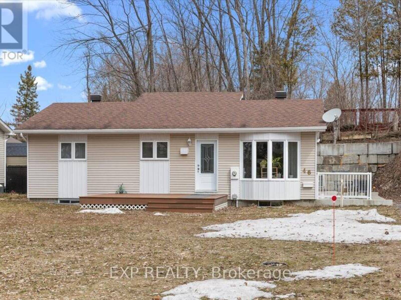 46 DUFOUR STREET, L'Orignal, Ontario K0B 1K0
