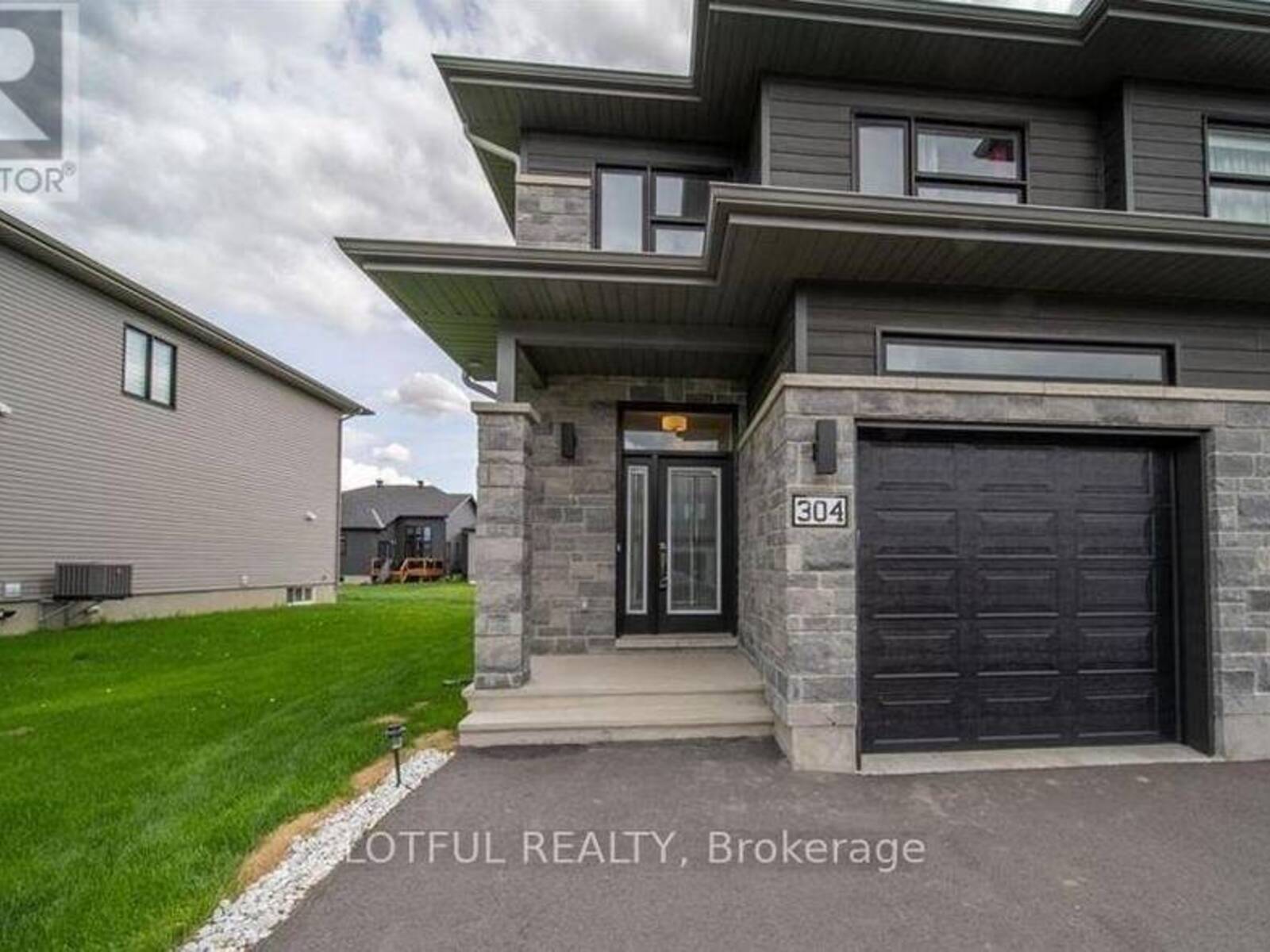 304 BELFORT STREET, Embrun, Ontario K0A 1W0