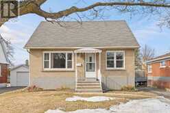 1123 SECORD AVENUE | Ottawa Ontario | Slide Image Two