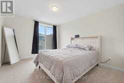 249 DAVID LEWIS PRIVATE | Ottawa Ontario | Slide Image Fifteen