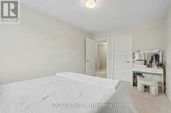 249 DAVID LEWIS PRIVATE | Ottawa Ontario | Slide Image Twenty-three