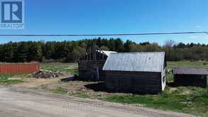 520 PIONEER ROAD | Merrickville Ontario | Slide Image Three
