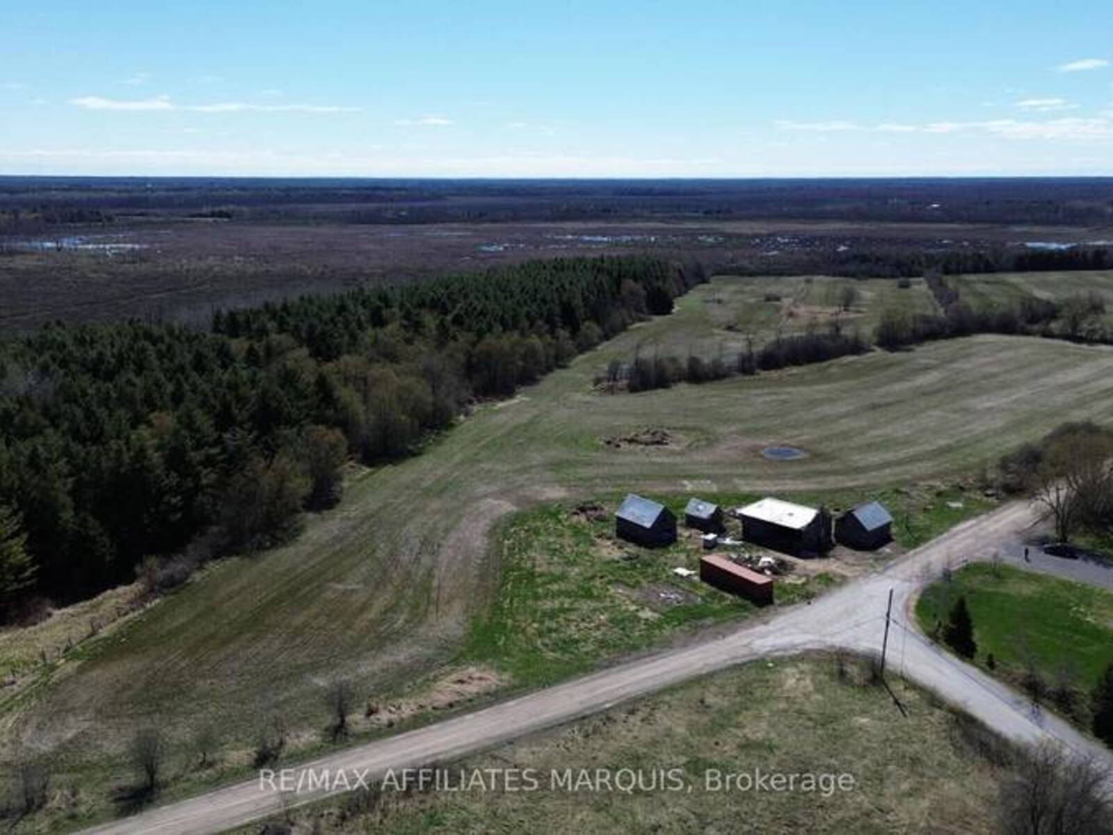 520 PIONEER ROAD, Merrickville, Ontario K0G 1N0
