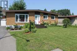 56 MEIKLE STREET | Morrisburg Ontario | Slide Image Two
