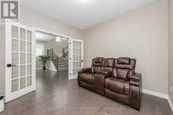 707 MOONFLOWER CRESCENT | Ottawa Ontario | Slide Image Ten