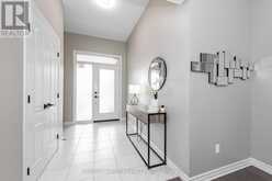 707 MOONFLOWER CRESCENT | Ottawa Ontario | Slide Image Five
