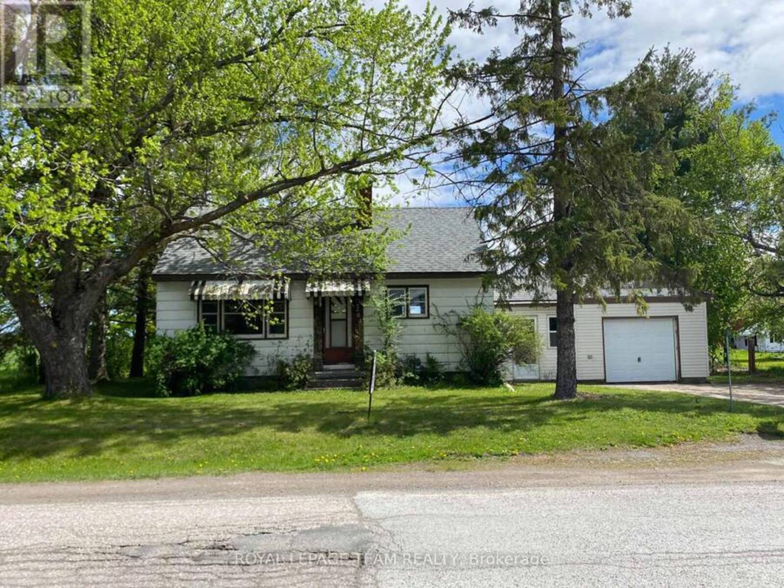 204 BASKIN DRIVE E, Arnprior, Ontario K7S 3G8