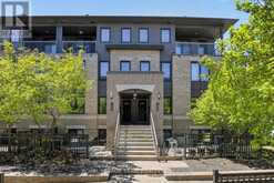 130A LINDENSHADE DRIVE | Ottawa Ontario | Slide Image One