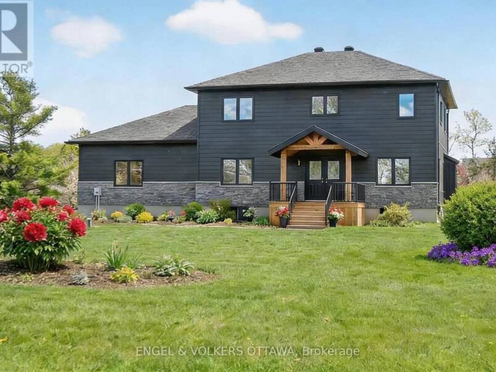 57 PAUL A. BERTRAND DRIVE, Arnprior, Ontario K7S 3G8