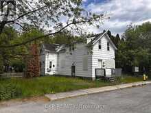 139 CHARLES STREET | Carleton Place Ontario | Slide Image Two