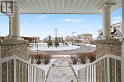 576 LAKERIDGE DRIVE | Ottawa Ontario | Slide Image Four
