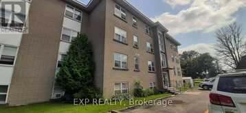 50 CENTRAL AVENUE W | Brockville Ontario | Slide Image Four