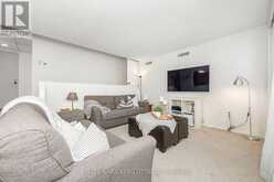 906 - 373 LAURIER AVENUE E | Ottawa Ontario | Slide Image Eight