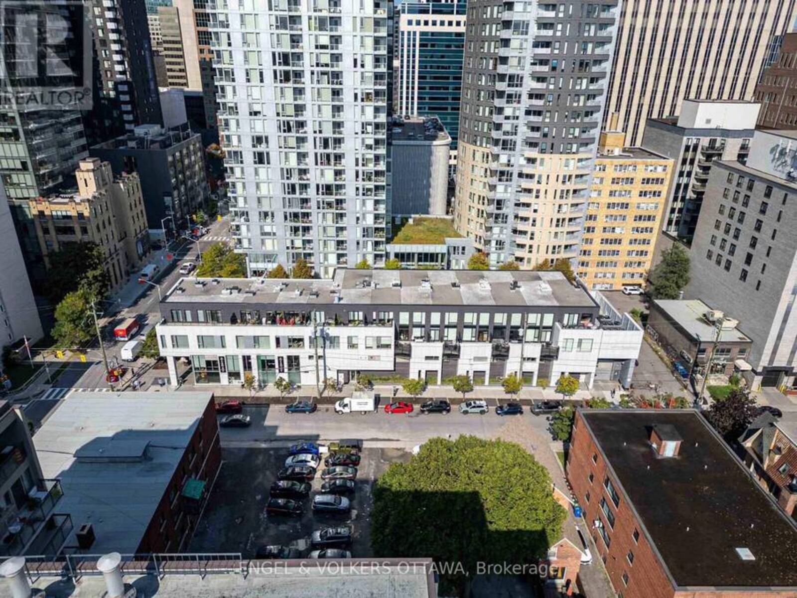 202 - 197 LISGAR STREET, Ottawa, Ontario K2P 0C3
