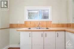 42 CHURCH STREET W | Smiths Falls Ontario | Slide Image Nine