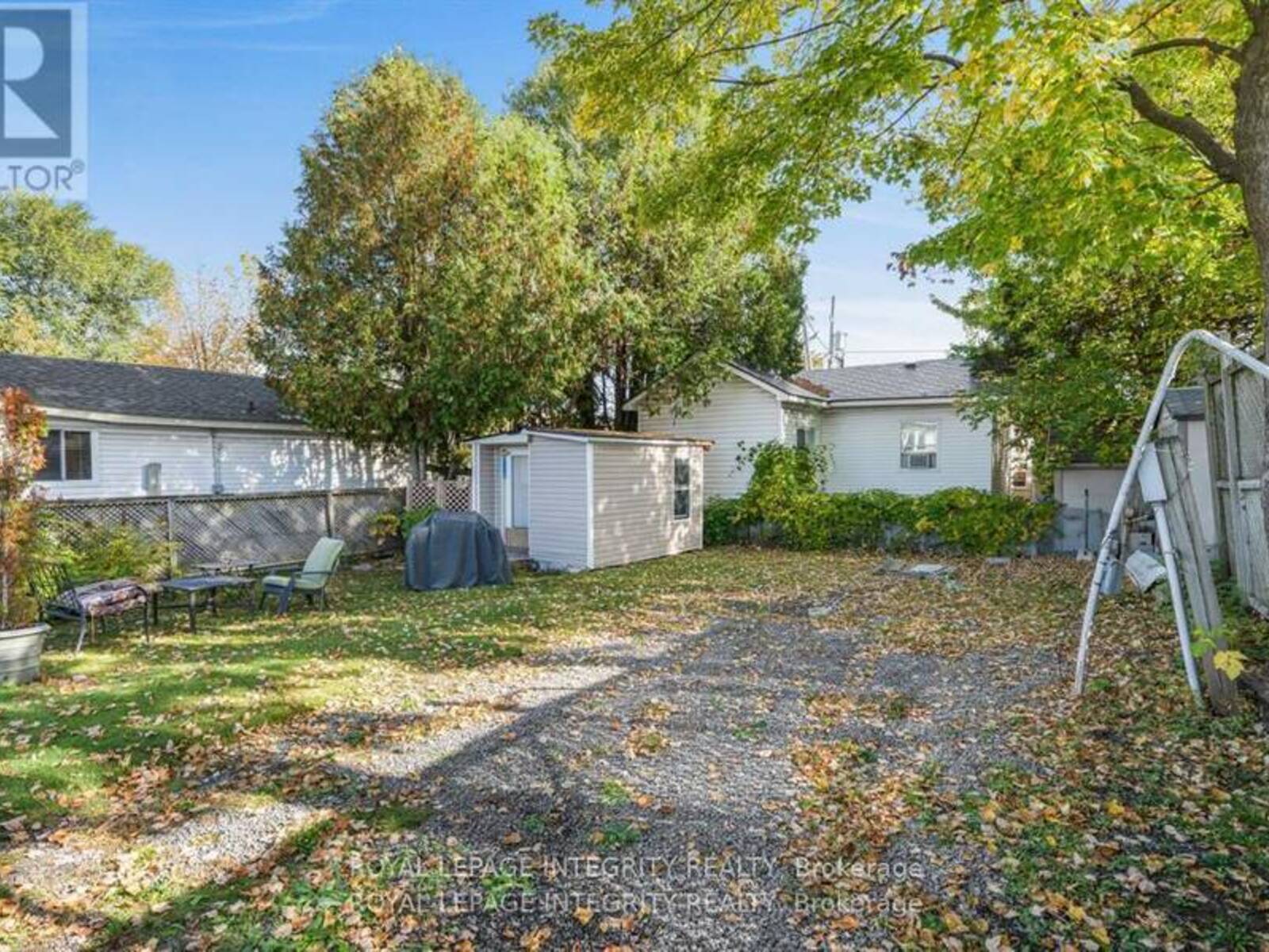 33 - 3535 ST. JOSEPH BOULEVARD, Ottawa, Ontario K1C 1T1