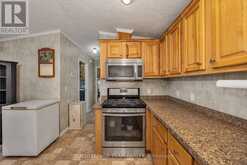 6707 CHRIS TIERNEY PRIVATE | Ottawa Ontario | Slide Image Thirteen