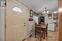 6707 CHRIS TIERNEY PRIVATE | Ottawa Ontario | Slide Image Eight