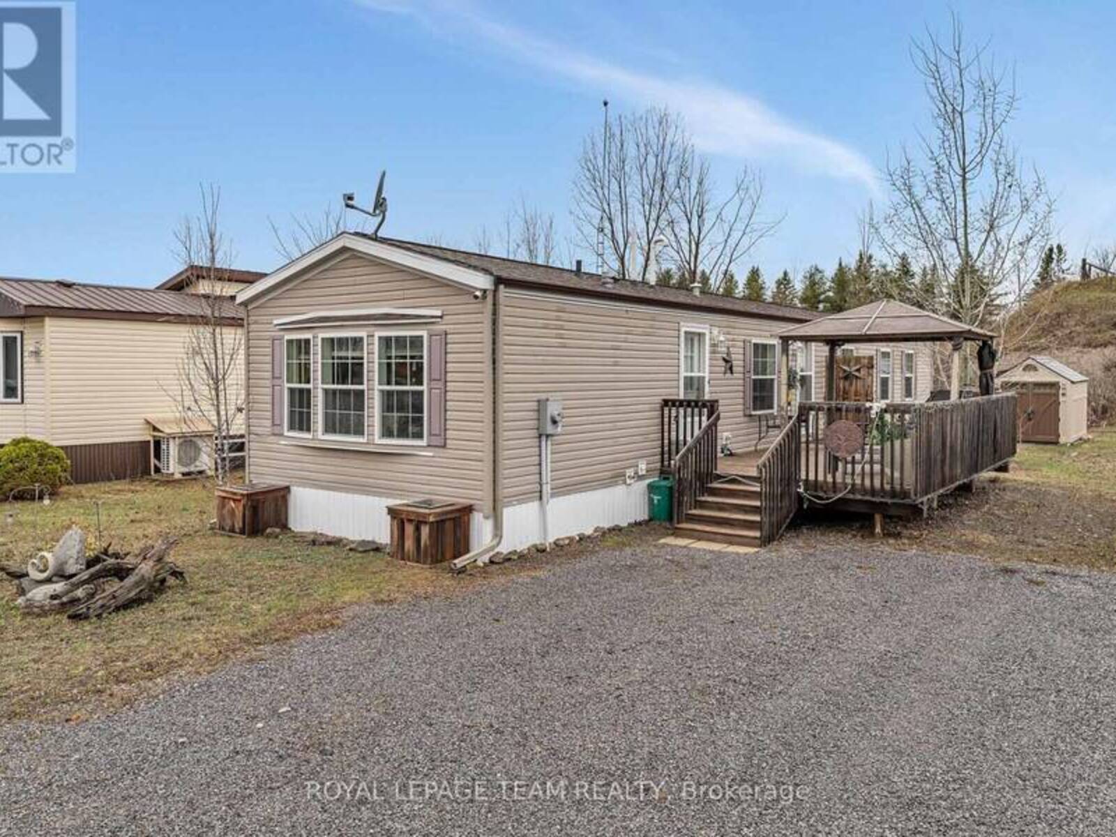 6707 CHRIS TIERNEY PRIVATE, Ottawa, Ontario K4P 1H4