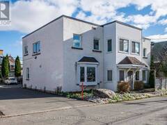 213 DESROSIERS STREET Ottawa Ontario, K1L 7T2