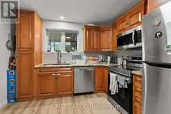 692 CLAUDE STREET | Ottawa Ontario | Slide Image Six