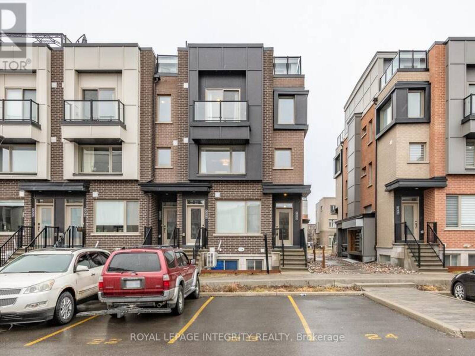 138 - 541 TAKAMOSE PRIVATE, Ottawa, Ontario K1K 5A5