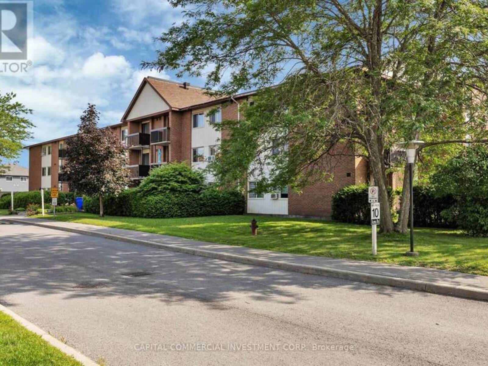 1 ROBERT STREET, Arnprior, Ontario K7S 3N1