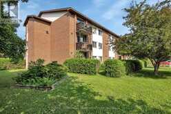 4 ROBERT STREET | Arnprior Ontario | Slide Image Five