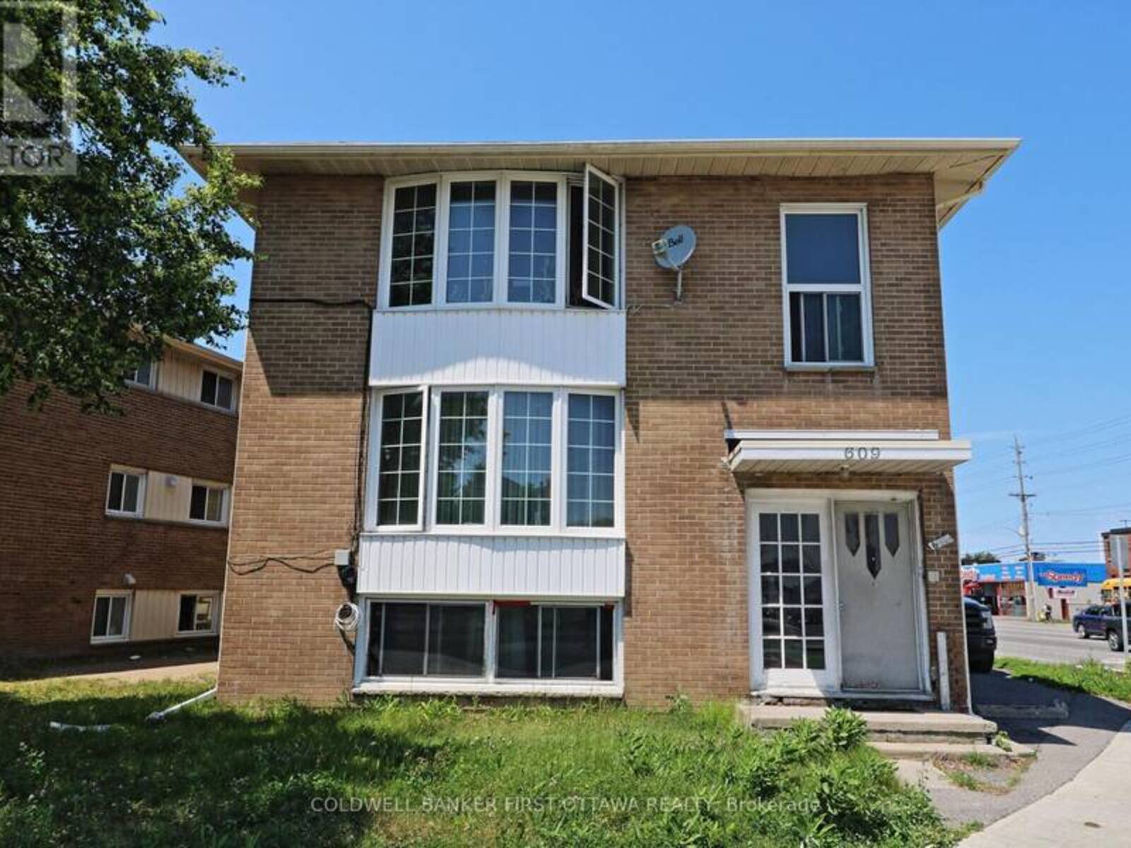 609 DONALD STREET, Ottawa, Ontario K1K 1L3