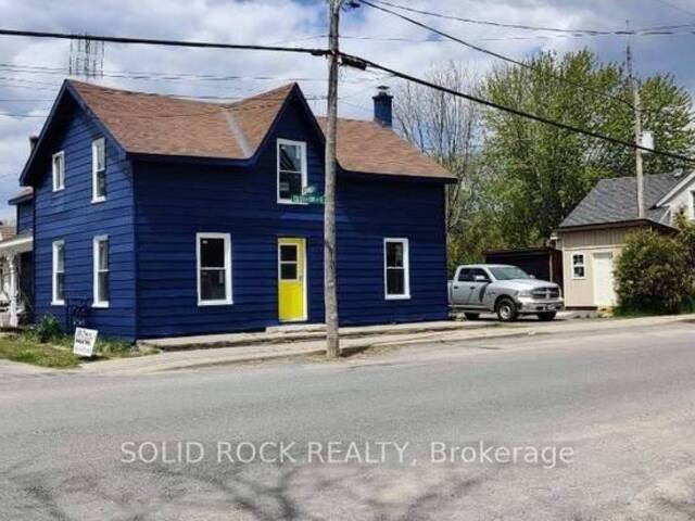 201 CLOTHIER Street E Kemptville Ontario, K0G 1J0 - Multi-family Home For Sale