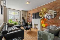 93 GILMOUR STREET | Ottawa Ontario | Slide Image Sixteen