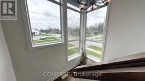 498 PHYLLIS STREET | London Ontario | Slide Image Twenty