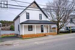4 BEDFORD STREET E | Westport Ontario | Slide Image One