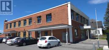 822 MARLBOROUGH STREET N | Cornwall Ontario | Slide Image Nineteen