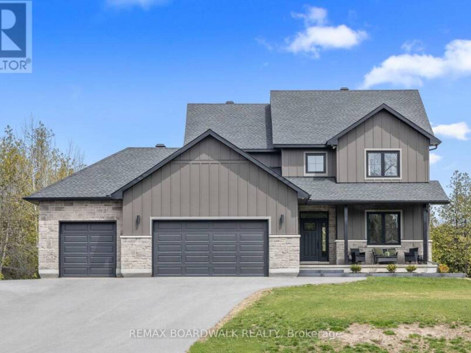 104 STONEWOOD DRIVE, Carleton Place, Ontario K7C 3P2