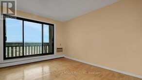 2110 - 415 GREENVIEW AVENUE | Ottawa Ontario | Slide Image Ten